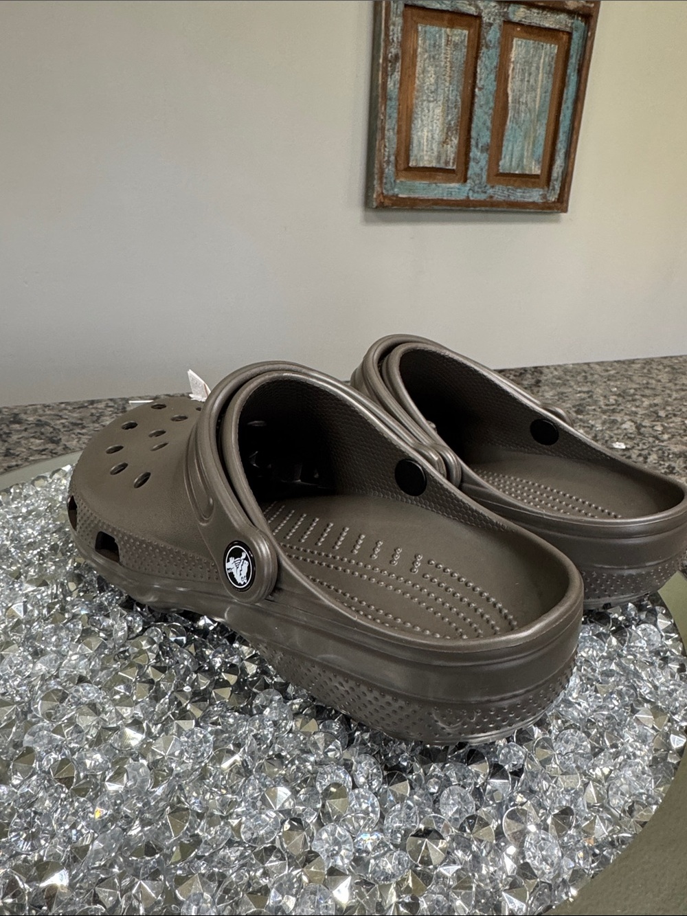 CROCS Classic Clog in chocolate NEW M7 W9 - Picture 7 of 10